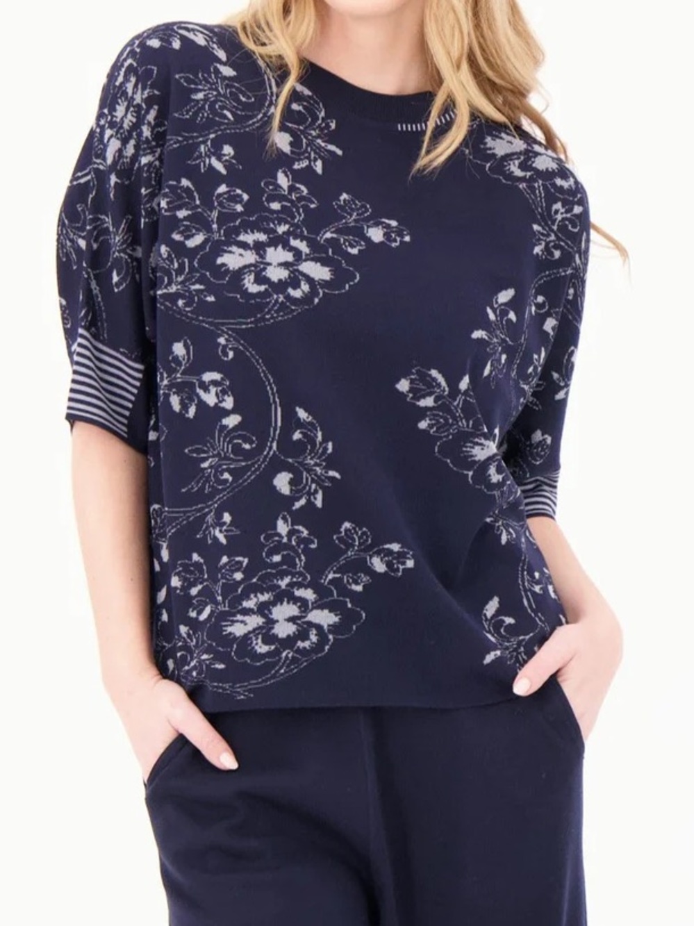 Floral Intarsia S/S Sweater